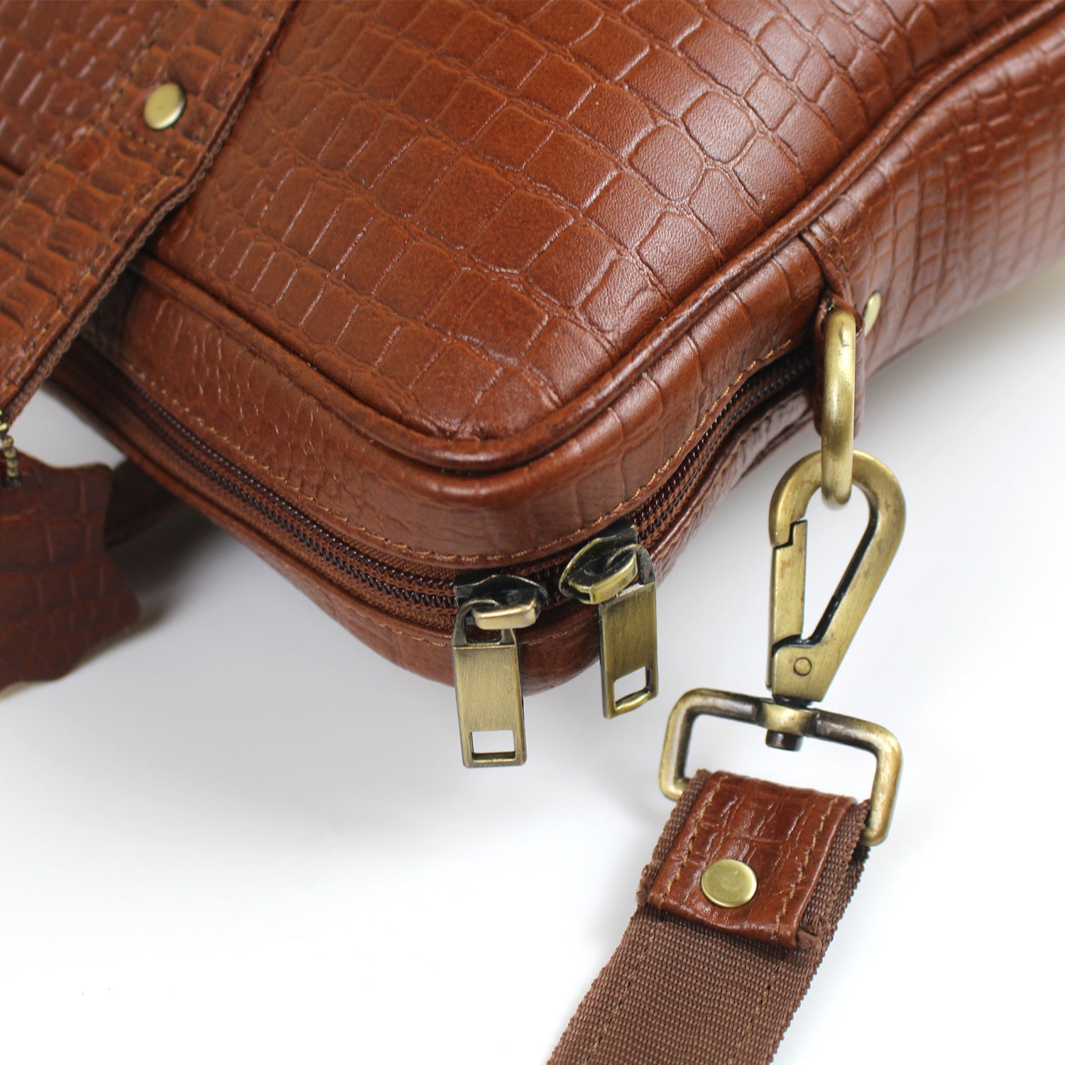 Genuine Leather Laptop Bag 14 inches Crocodilian texture Briefcase Men/Women Handmade Messenger Adjustable Shoulder Bag for Business Office Travel Genuine Leather Laptop Bag 14 inches Crocodilian texture Briefcase Men/Women Handmade Messenger Adjustable Shoulder Bag for Business Office Travel